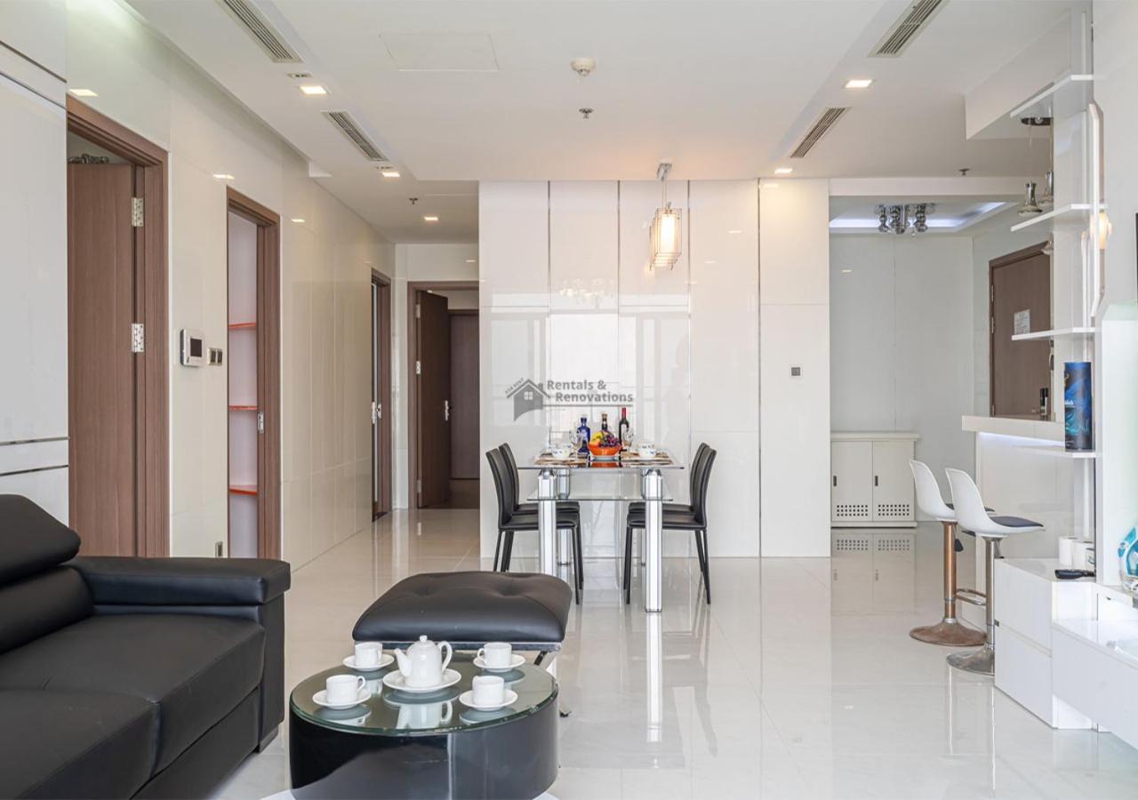 The Vinhomes Central Park Apartments - The Buildings Surrounding Landmark 81 Хошимин Екстериор снимка