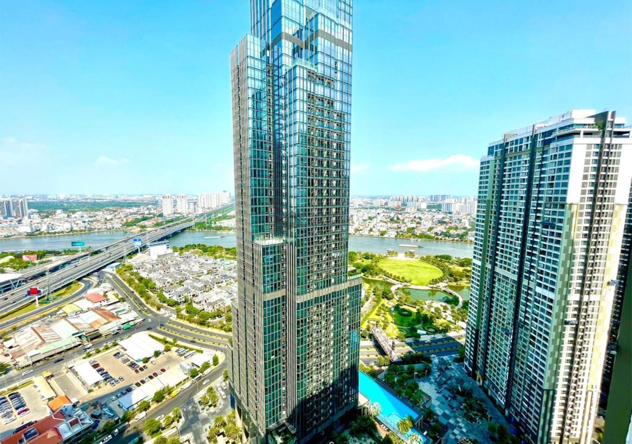 The Vinhomes Central Park Apartments - The Buildings Surrounding Landmark 81 Хошимин Екстериор снимка